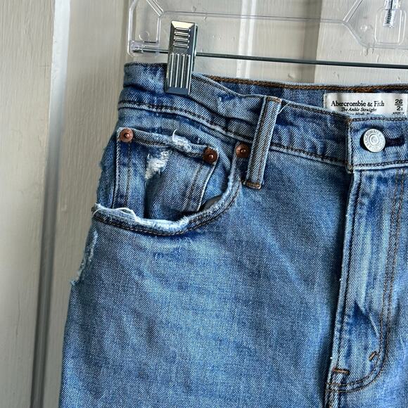 Abercrombie & Fitch The Ankle Straight Ultra High Rise Jeans - Picture 4 of 10